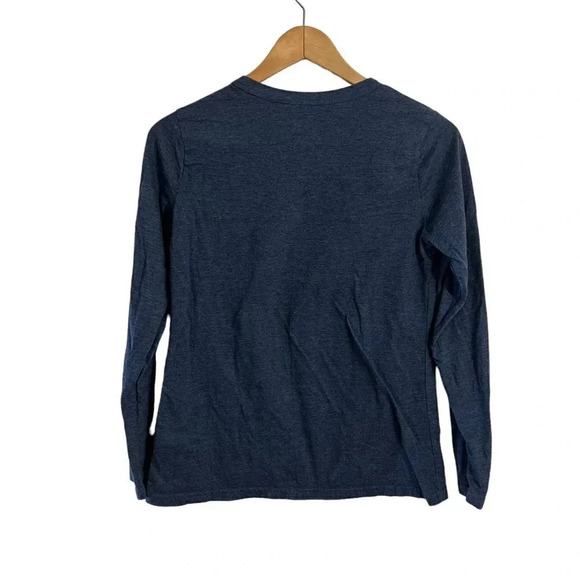 Time and Tru Blue Long Sleeve T Shirt Size Medium Round Neckline Pullover Basic - Picture 2 of 5